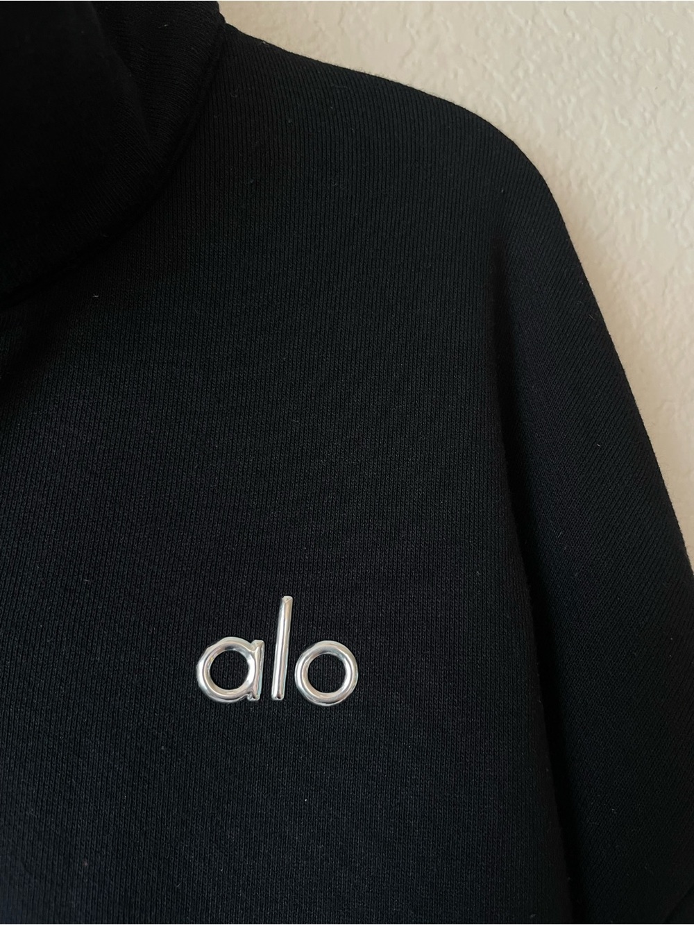 Alo Yoga Accolade 1/4 Zip Pullover Black Oversized Fleece Sweatshirt Size Small - Picture 4 of 7